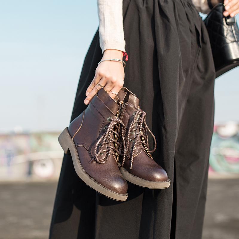 Waxing Sheepskin Leather Combat Boots Lace Up Martin Boots Black/Coffee