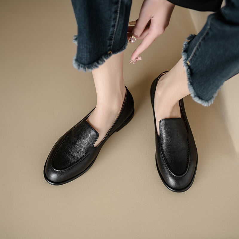 Minimalist Women's Cow Leather Flats Slip On Casual Loafers in White/Black - Image 5