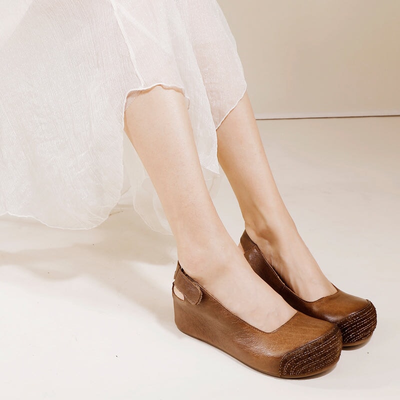 Handmade Leather Chunky Sandals Closed Toe Slingback in Khaki/Black/Red - Image 8